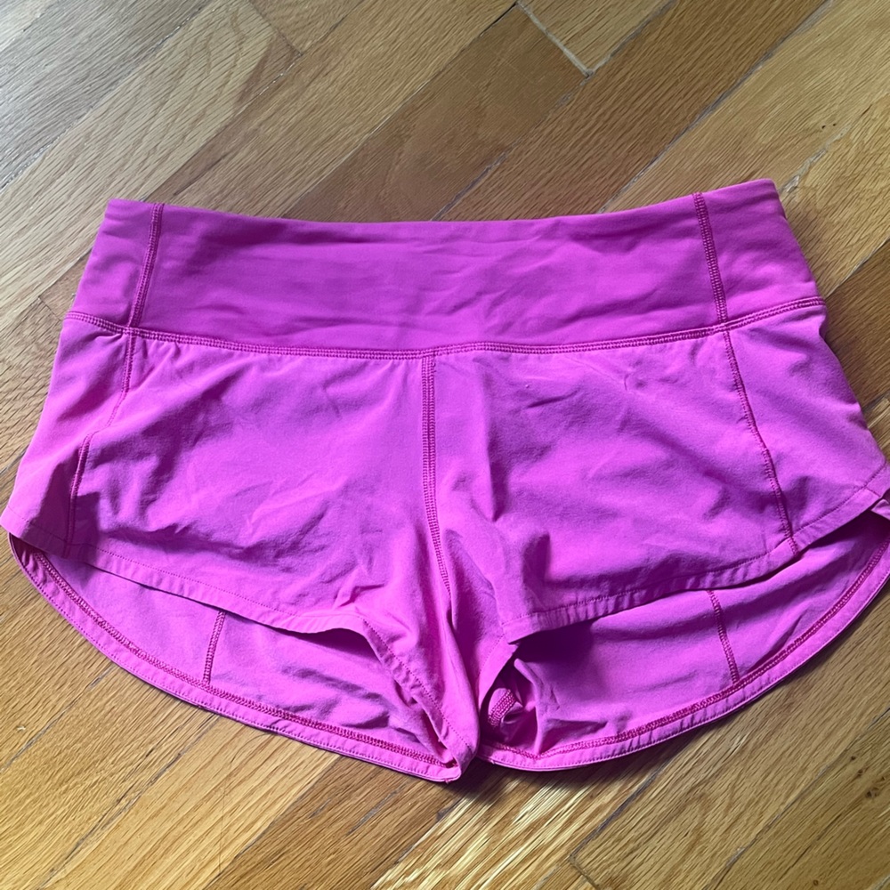 Lululemon sonic pink 2.5 in inseam